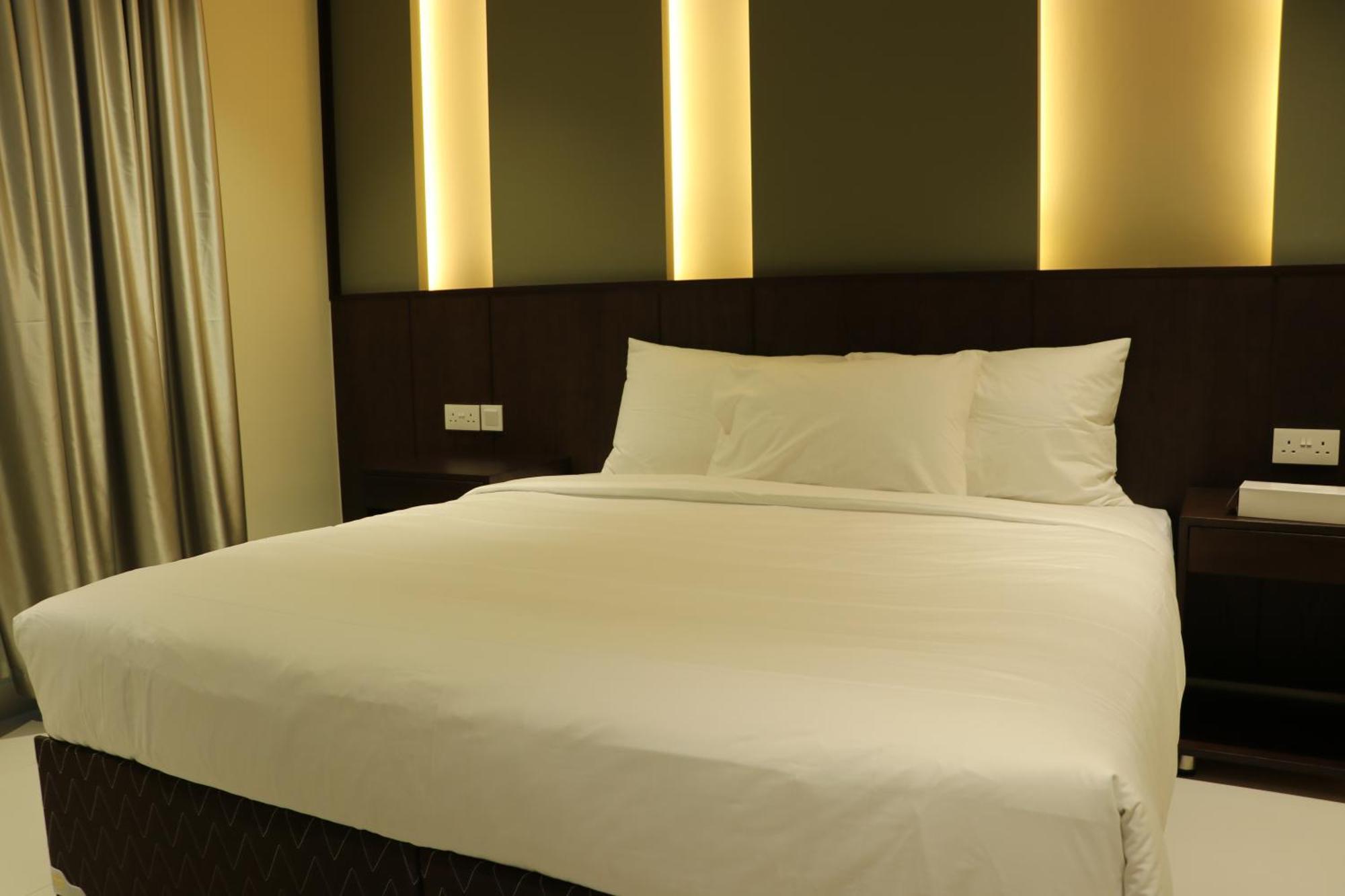 Jarzez Hotel Apartments Al Hail Seeb Extérieur photo