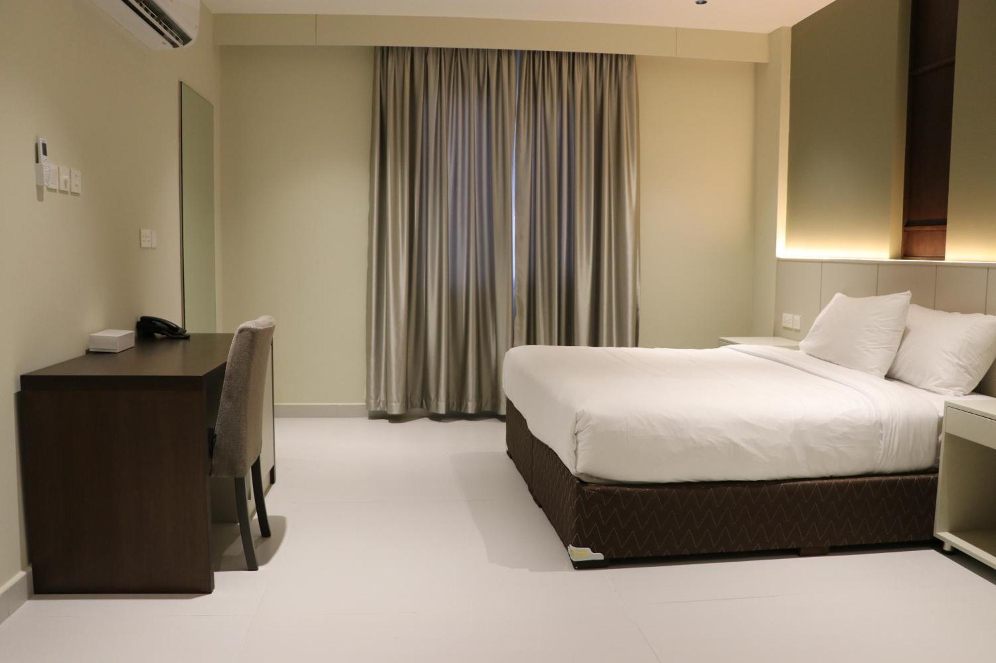 Jarzez Hotel Apartments Al Hail Seeb Extérieur photo